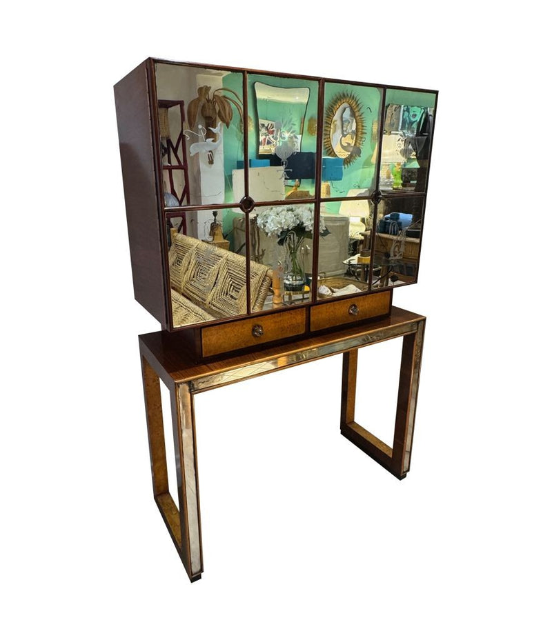 An Italian 1940s mirrored birdseye maple wood and mahogany bar cabinet by Osvaldo Borsani