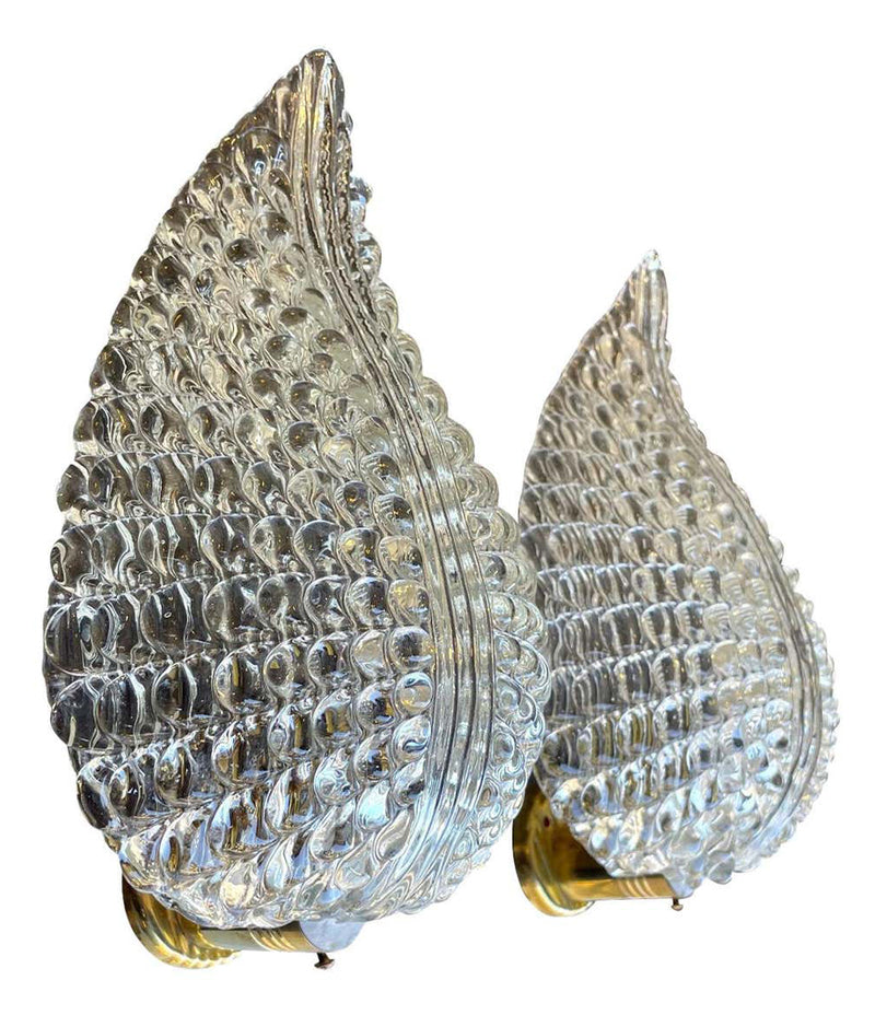 LOVELY PAIR OF 1960S BAROVIER AND TOSO MURANO GLASS LEAF WALL SCONCES