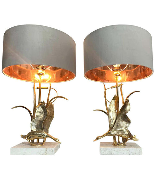 LOVELY PAIR OF 1970S BRASS FLYING DUCK LAMPS ON TRAVERTINE BASES BY L. GALEOTTI