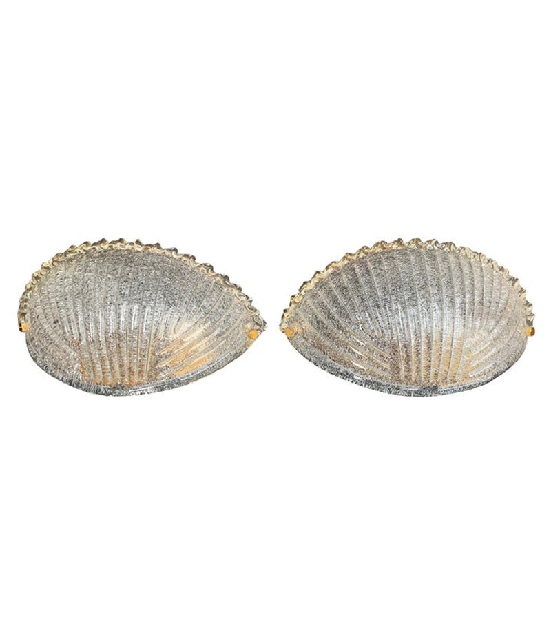 PAIR OF BAROVIER DEMILUNE WALL SCONCES WITH RIBBED AND SCOLLOPED MURANO GLASS