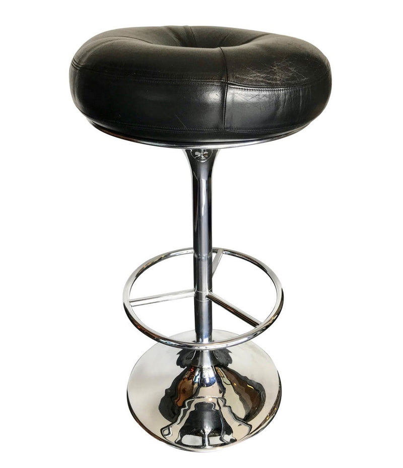 SET OF 4 1970S CHROME AND BLACK LEATHER BAR STOOLS BY JOHANSON DESIGN, SWEDEN